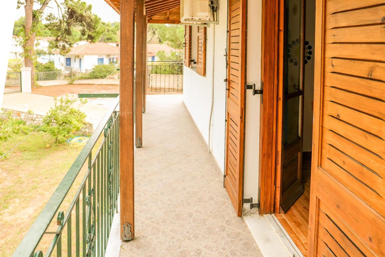 Sunset Studios & Apartments Koukounaries ภายนอก รูปภาพ